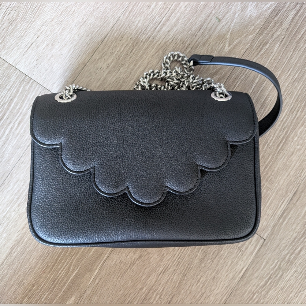 Aura Estelle Cloud Shoulder Bag | Black